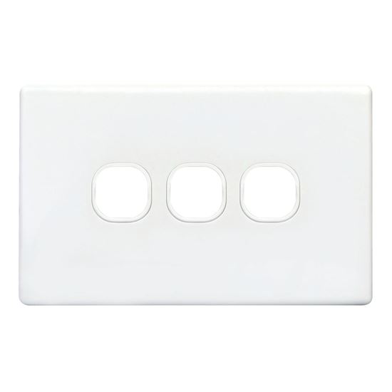 Tradesave Switch Plate Only 3 Gang Accepts All  Mechanisms