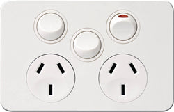 Hager Silhouette 10A Twin Socket Horz + Mech Matt White
