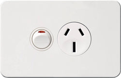 Hager Silhouette 15A Socket Horz + Shutter Matt White