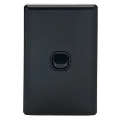 Tradesave Sleek 16A 2-Way Vertical 1 Gang Switch. Flame Resistant. Matt Black