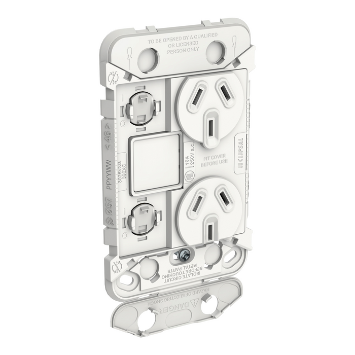 Iconic Grid Socket SwVert Twin 1ExBlank 10A250V