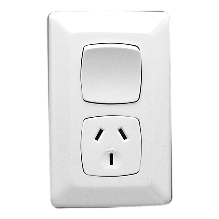 Clipsal Single outlet 10A V White P2015V-WE
