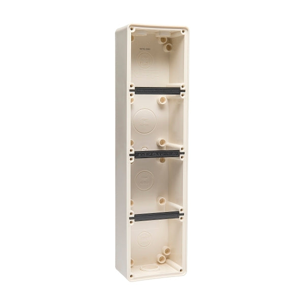 Iso BACK BOX FOUR GANG IN-LINE H391xW101xD63mm RW