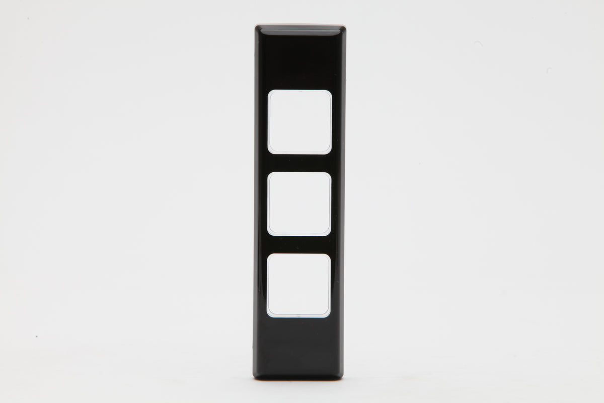 Pdl Plate architrave 3 gang White — Scott Electrical