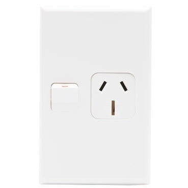 Pdl Single outlet 15A V White