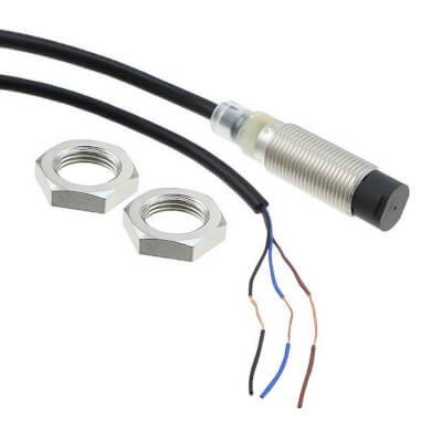 Omron 2M Inductive proximity M18 shielded 8mm se