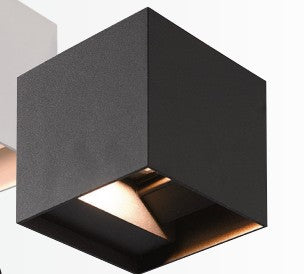 Simx Cubic 500 10W 3CCT IP65 Black