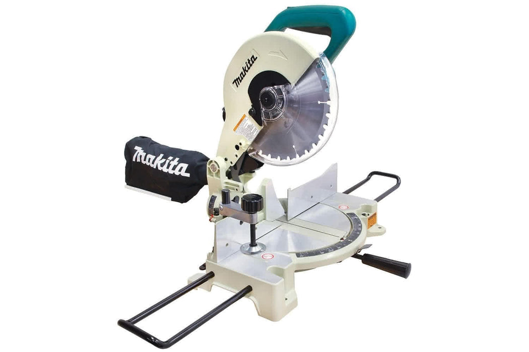 Makita Compound Mitre Saw, 255mm, 1,650w, light duty base, 3