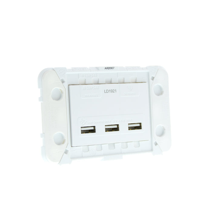 Usb Module Iconic Iconic USB Charger Iconic Triple 4.5A No Skin — Scott Electrical
