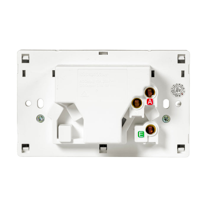 TRADESAVE Double 10A Horizontal Power 2x USB-A Bright White