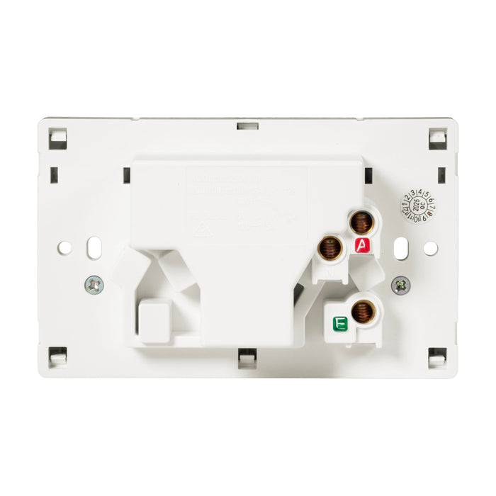 TRADESAVE Double 10A Horizontal Power 1x USB-A/C Bright White